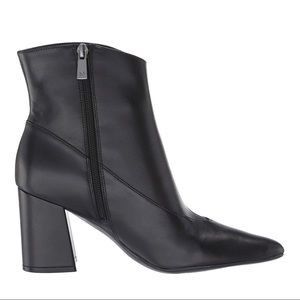 Naturalizer Women's Hart Black Leather Ankle Boot Booties 7.5